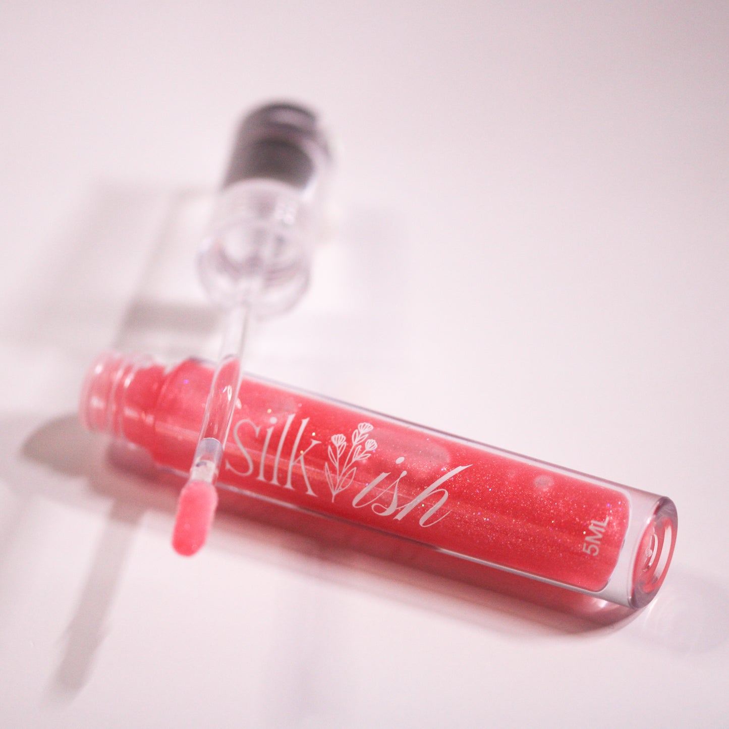 glossy lip glaze