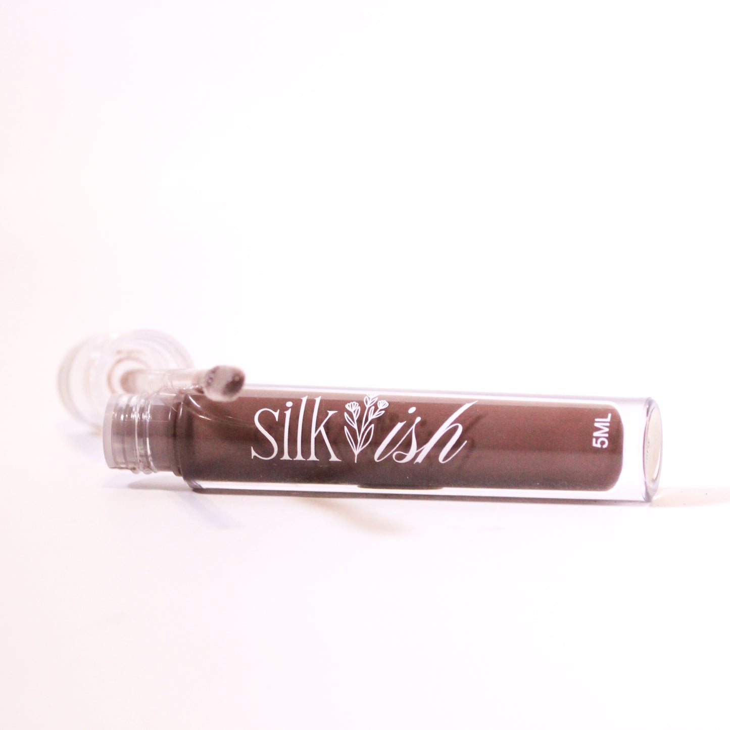 glossy lip glaze