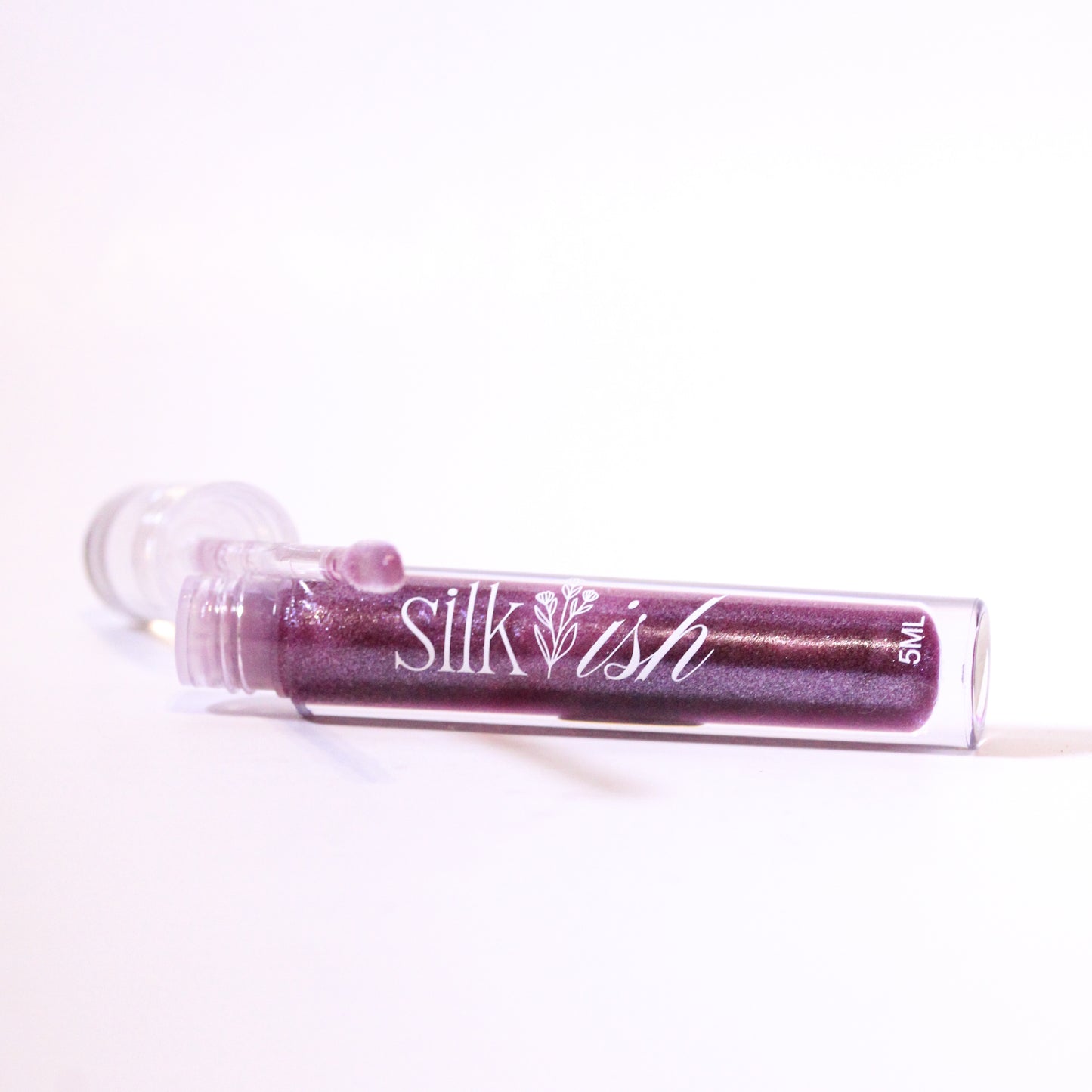 glossy lip glaze
