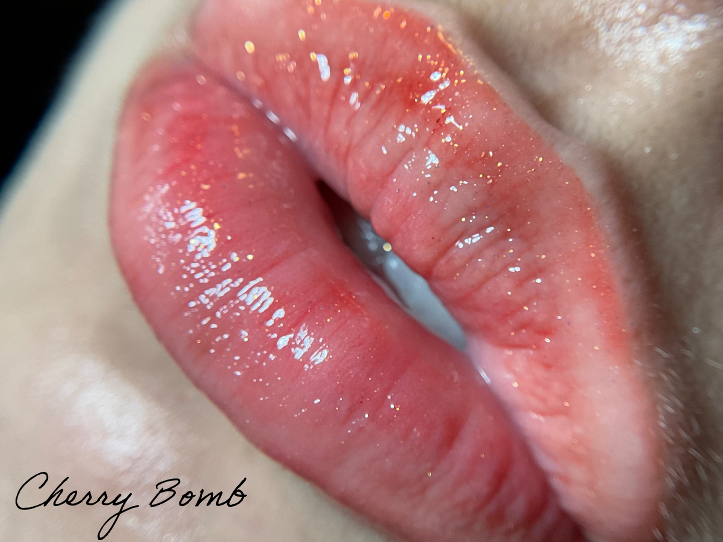 glossy lip glaze