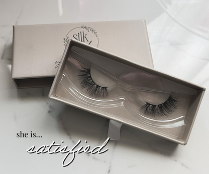 "she is..." synthetic silk lashes
