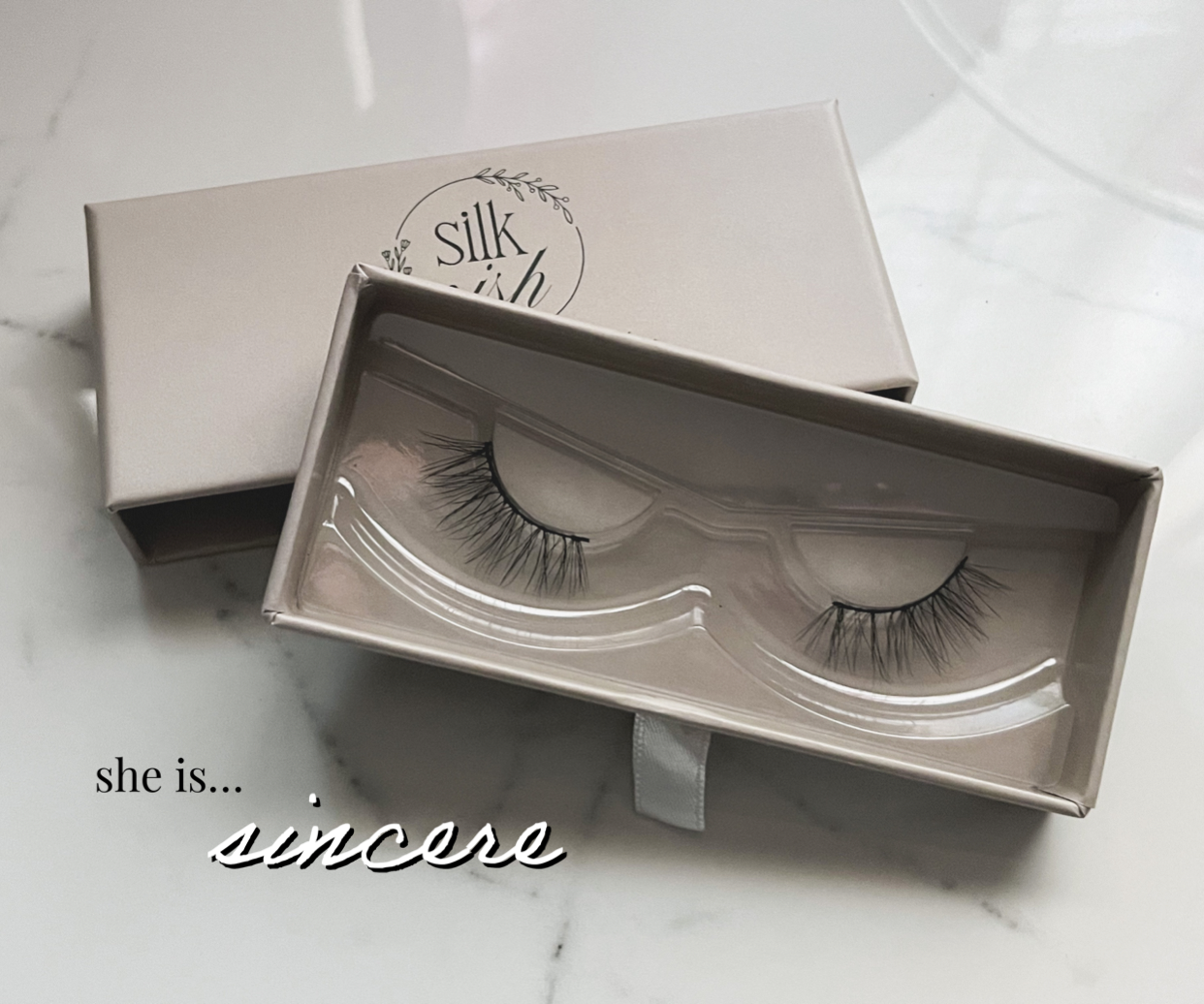 "she is..." synthetic silk lashes