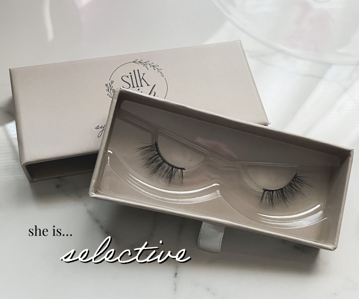 "she is..." synthetic silk lashes