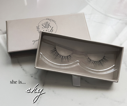 "she is..." synthetic silk lashes
